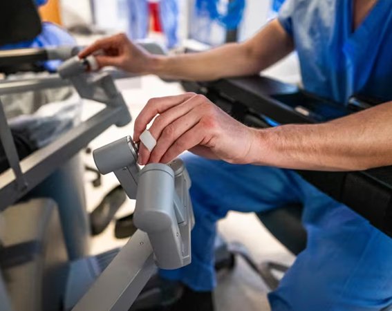 Risks and Complications of Robotic Cystectomy